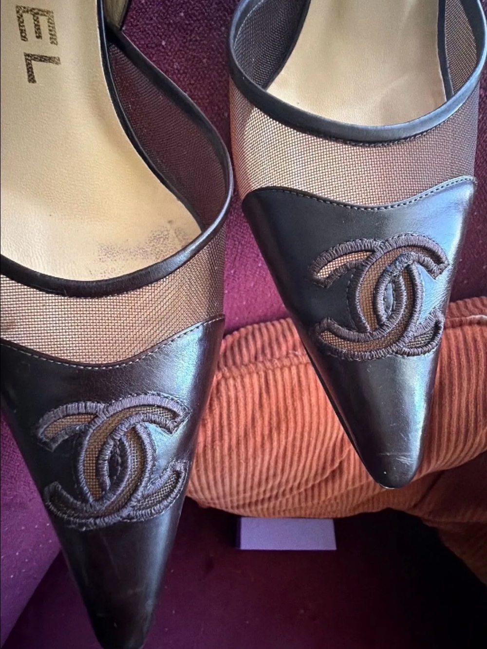 CHANEL Two-Tone Brown and Black Pointed-Toe Slingback Pumps - Picture 3 of 6